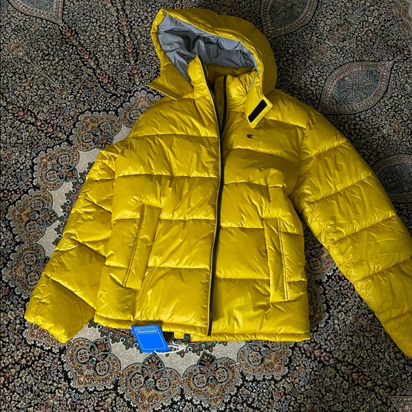 This jacket is brand new. The reason I am selling it because its kinda big on me - Picture 1 of 3